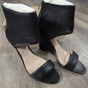Nicole Miller Black Mesh Wedge Sandals